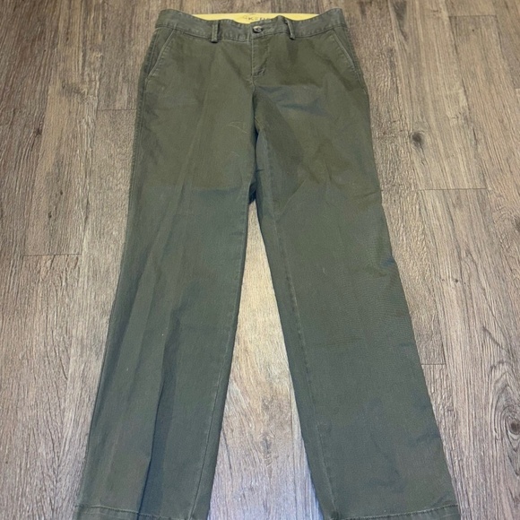 Dockers size 8 olive green pants - Picture 1 of 7